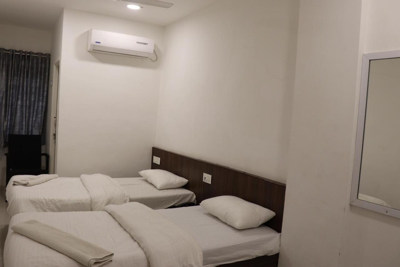 Hotel New Samrat 아우랑가바드 외부 사진