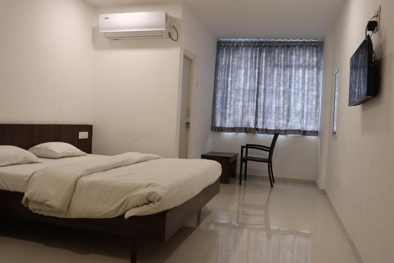 Hotel New Samrat 아우랑가바드 외부 사진