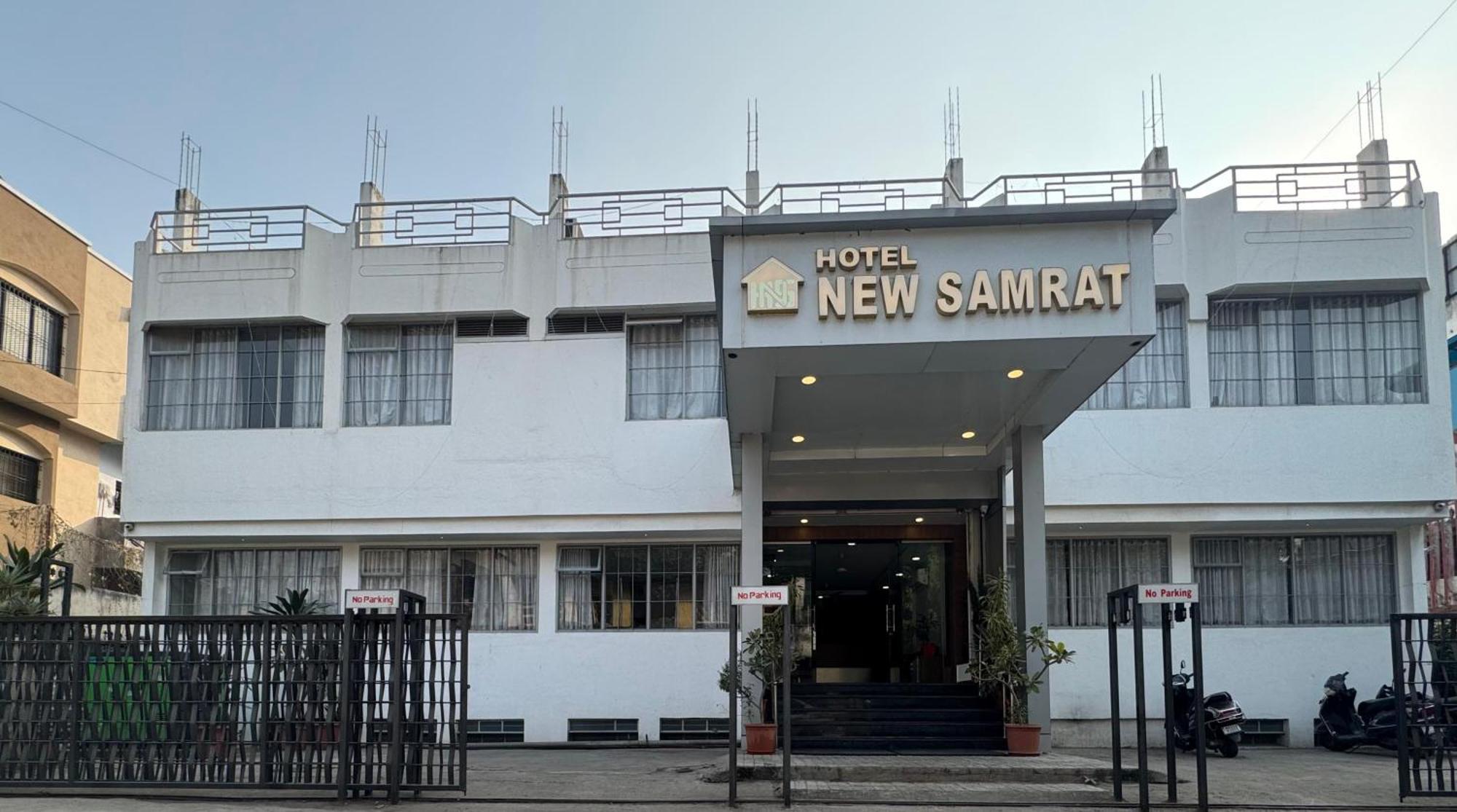 Hotel New Samrat 아우랑가바드 외부 사진